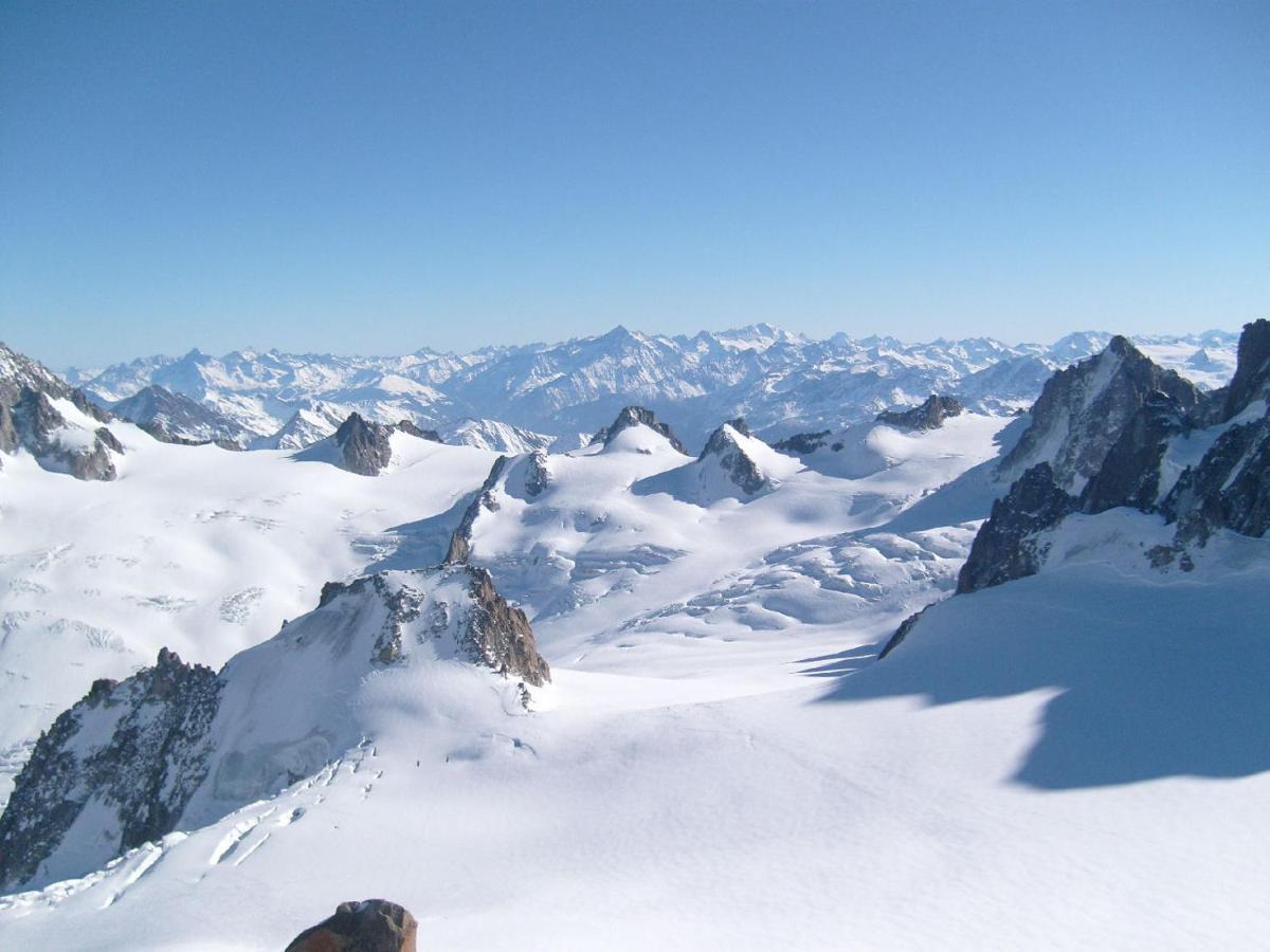 Appartement T2 Chamonix Centre Balcon Vue Mont Blanc Kültér fotó