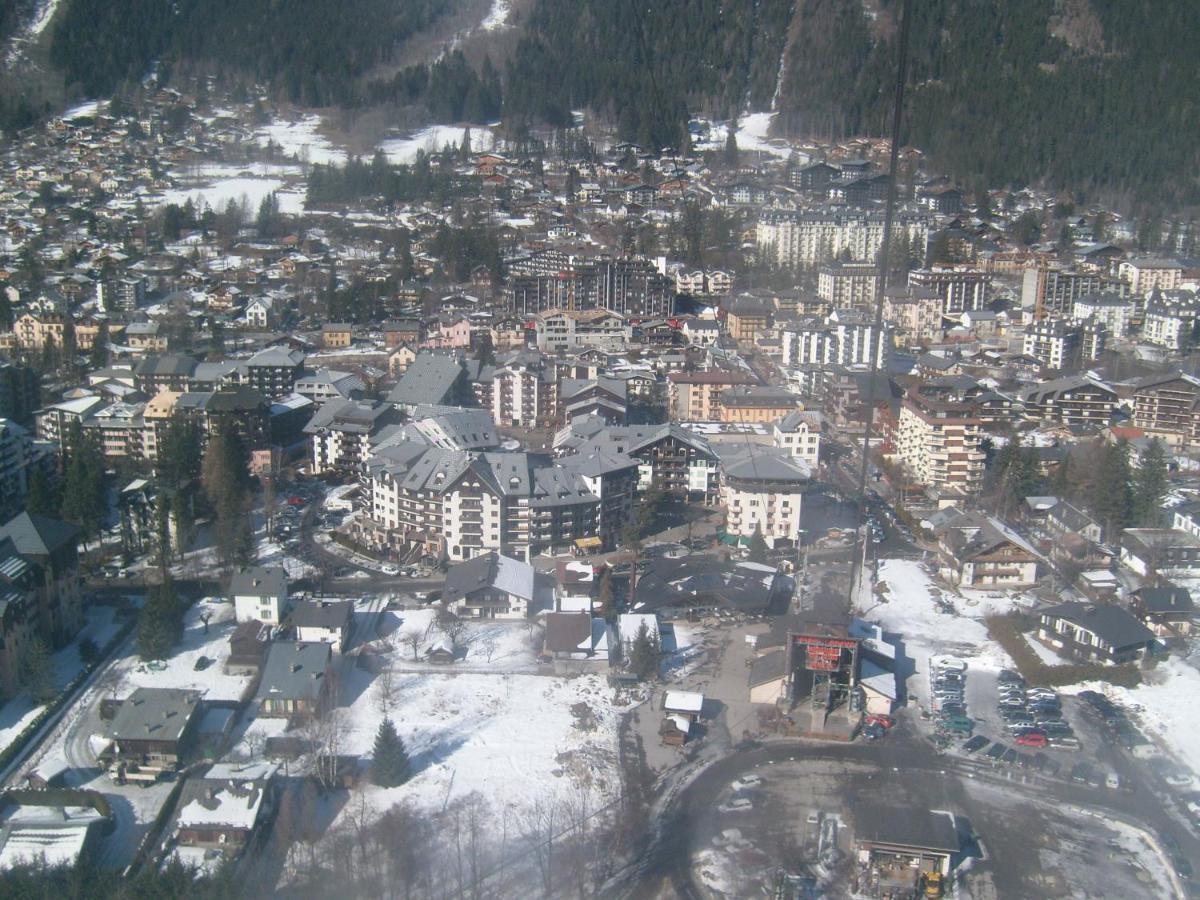 Appartement T2 Chamonix Centre Balcon Vue Mont Blanc Kültér fotó